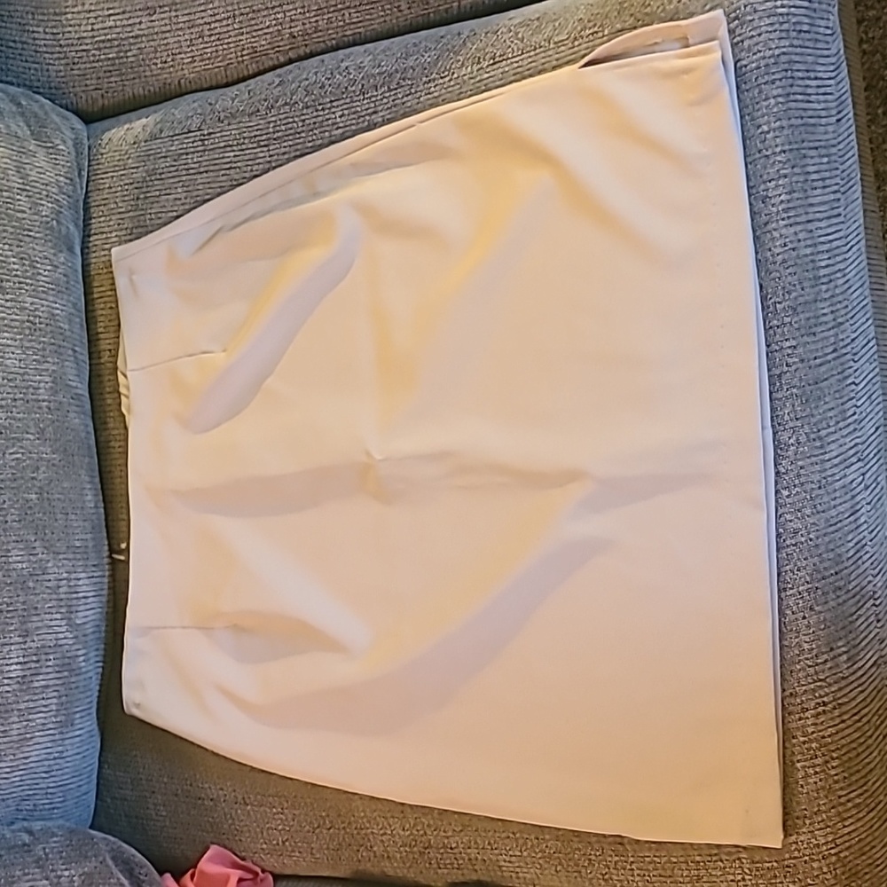 Be smart, size 9/10, beige skirt